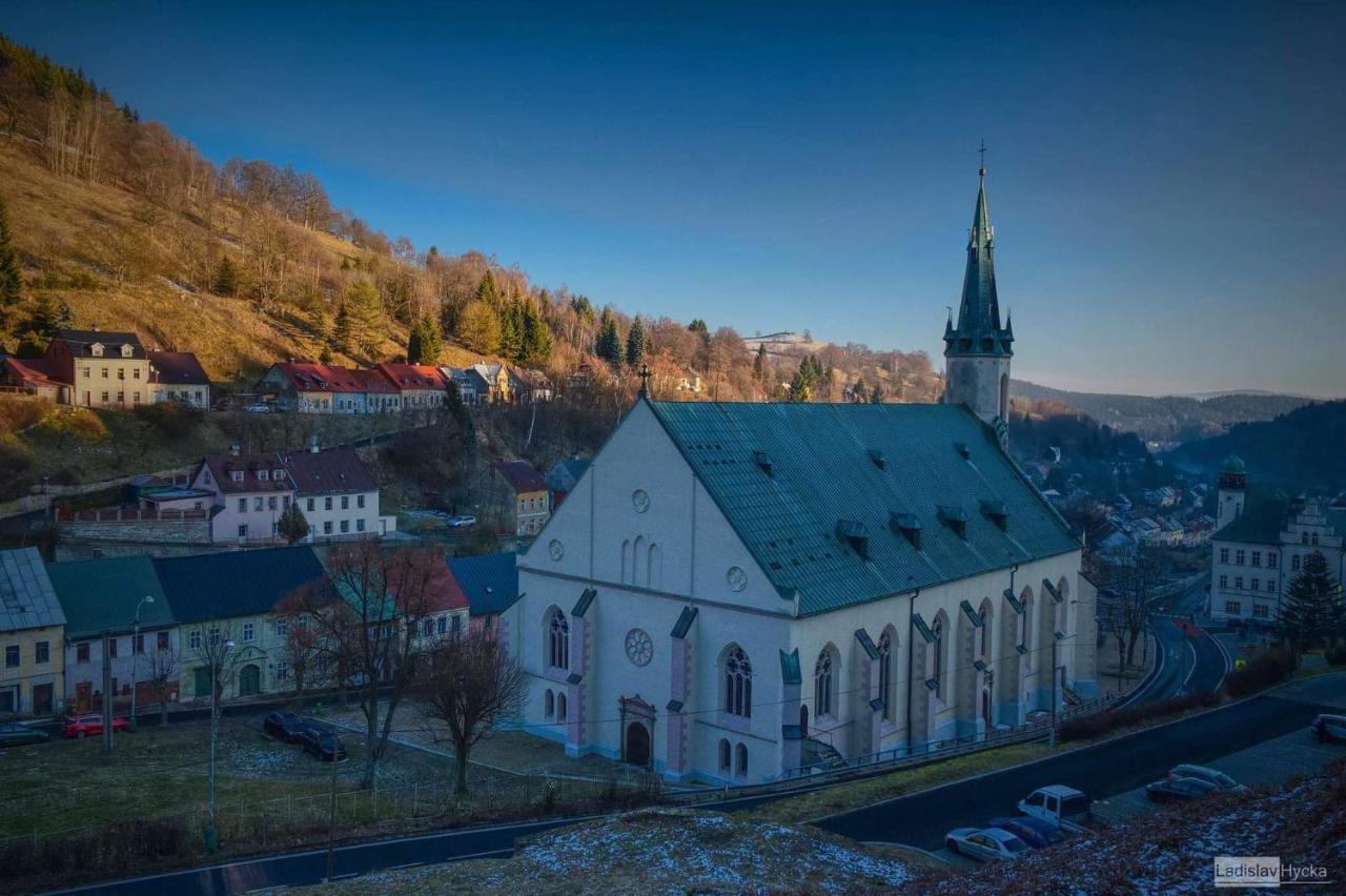 Apartman Albreit Jachymov Bagian luar foto
